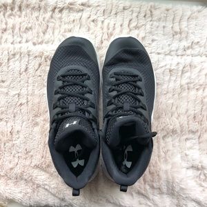NEVER WORN Under Armour Basketball Shoes